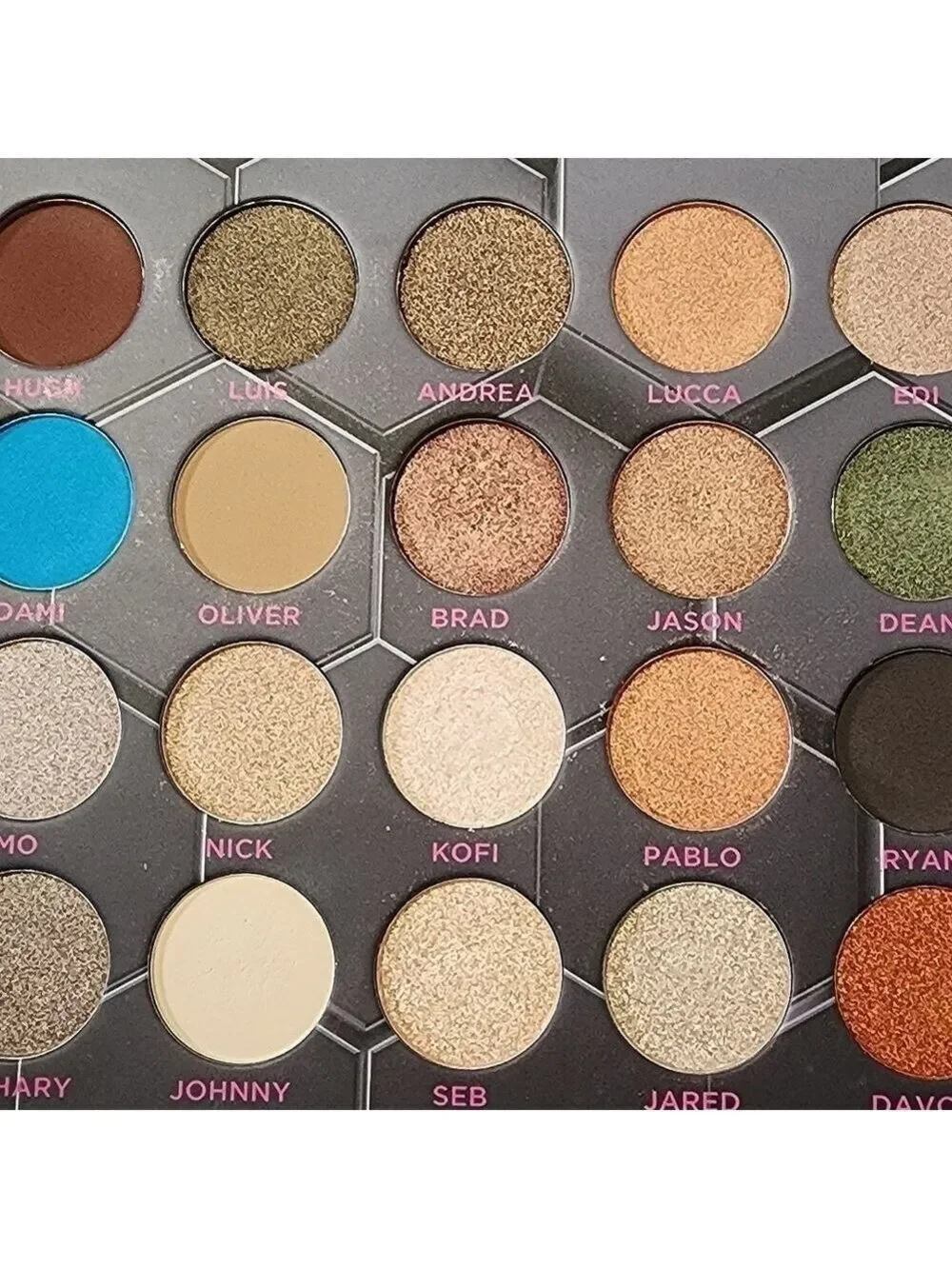 Beebeauty London Barbarella Eyeshadow Palette with Free Makeup Bag New
